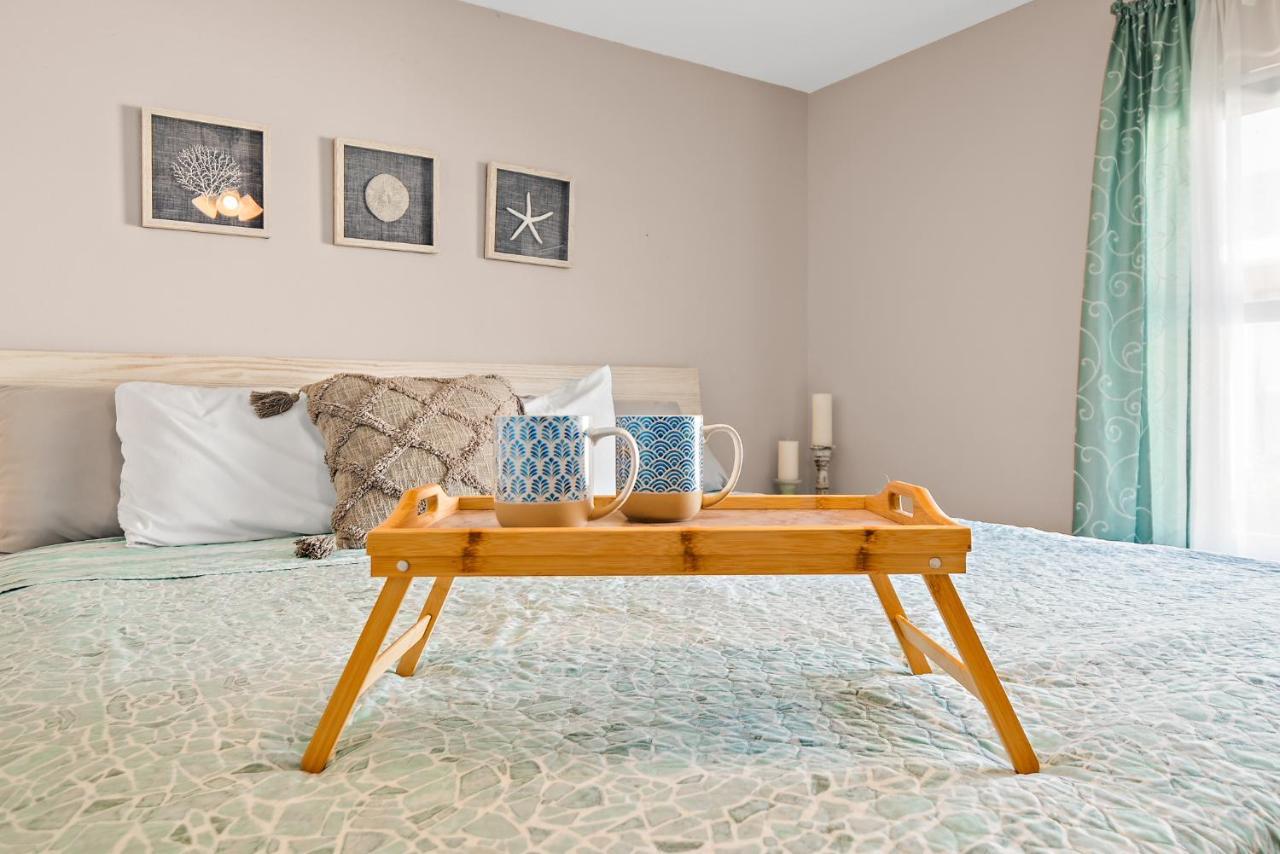 Sunset Serenity - 3Br Beach Townhome With Outdoor Patio - New Hot Tub, Steps To Ocean Fun! 멜버른 외부 사진