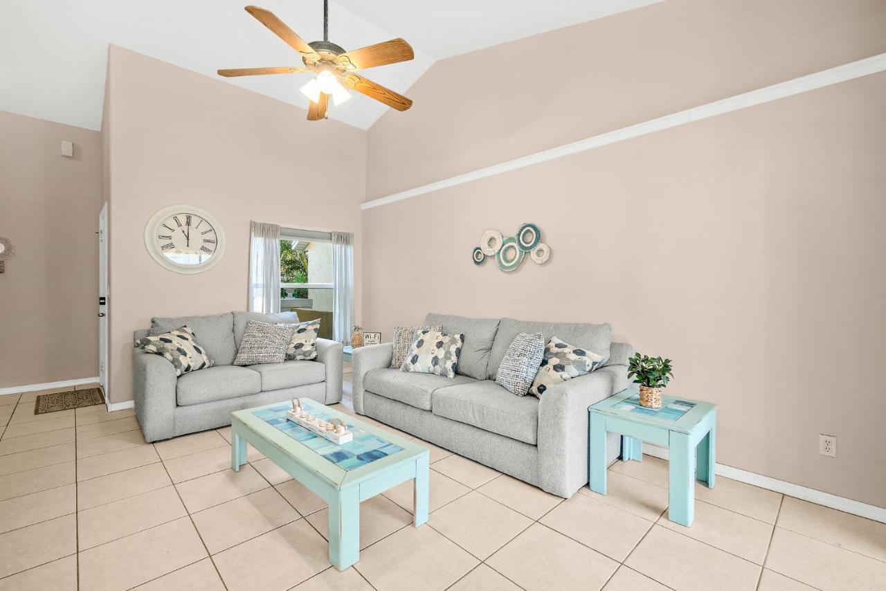 Sunset Serenity - 3Br Beach Townhome With Outdoor Patio - New Hot Tub, Steps To Ocean Fun! 멜버른 외부 사진