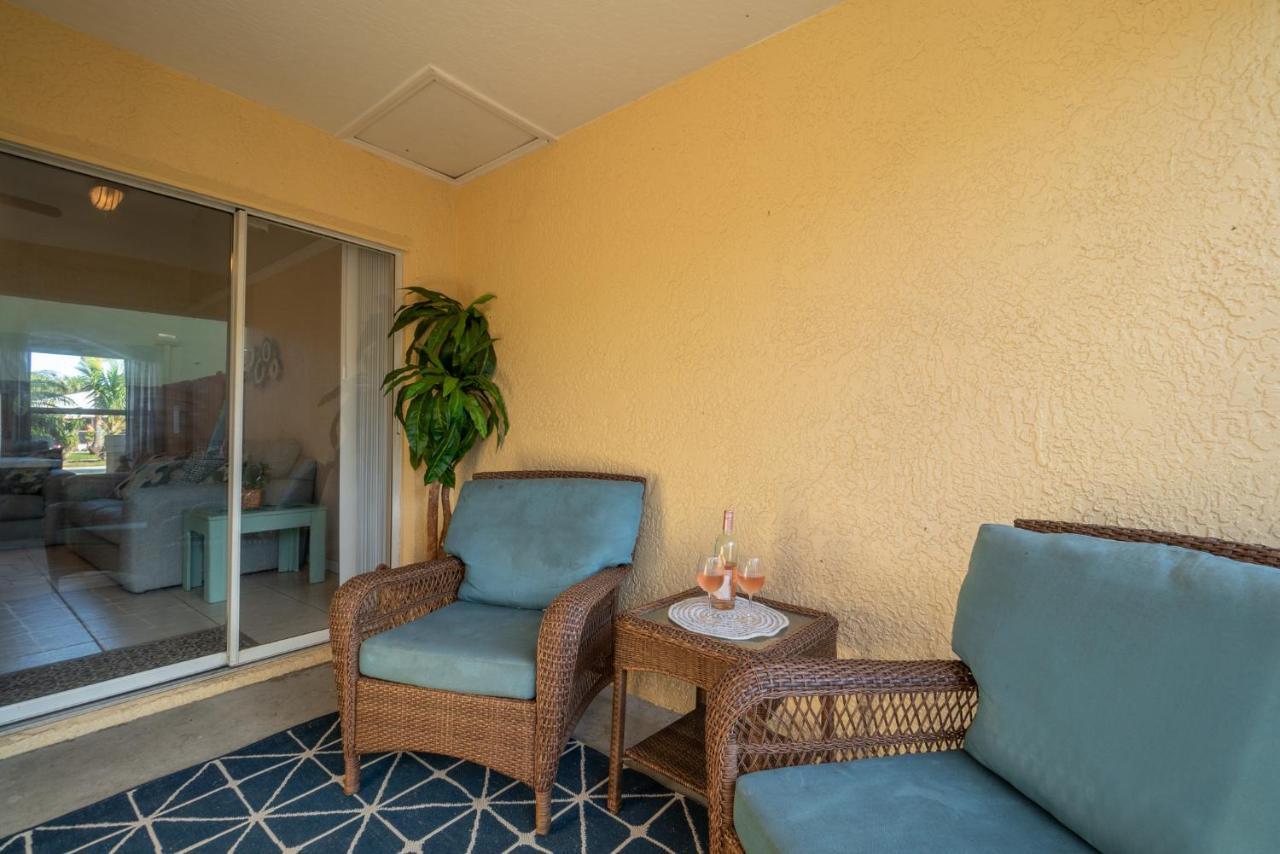 Sunset Serenity - 3Br Beach Townhome With Outdoor Patio - New Hot Tub, Steps To Ocean Fun! 멜버른 외부 사진