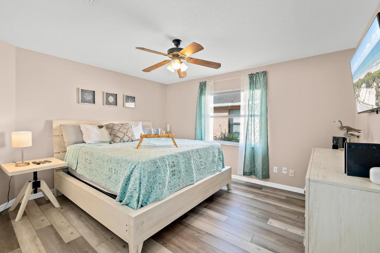 Sunset Serenity - 3Br Beach Townhome With Outdoor Patio - New Hot Tub, Steps To Ocean Fun! 멜버른 외부 사진